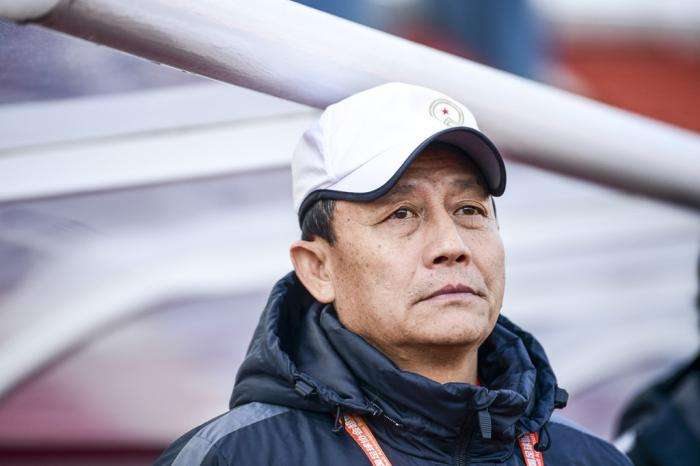 开云官方网站-赛前体能课后，阿森纳远射贴柱备战中超，更衣室稳定，纪律约束更严格(向鹏比赛亮点)