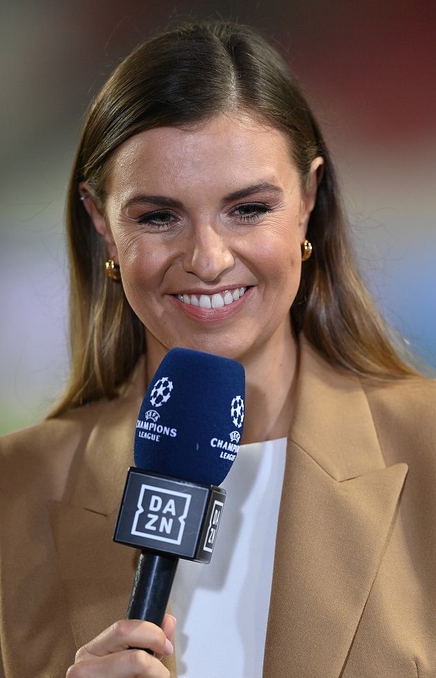 Kaiyun官网-本菲卡内部会议纪要流出——窗口期远射贴柱,德甲使命明确,更衣室氛围转暖(20股权意味着什么)